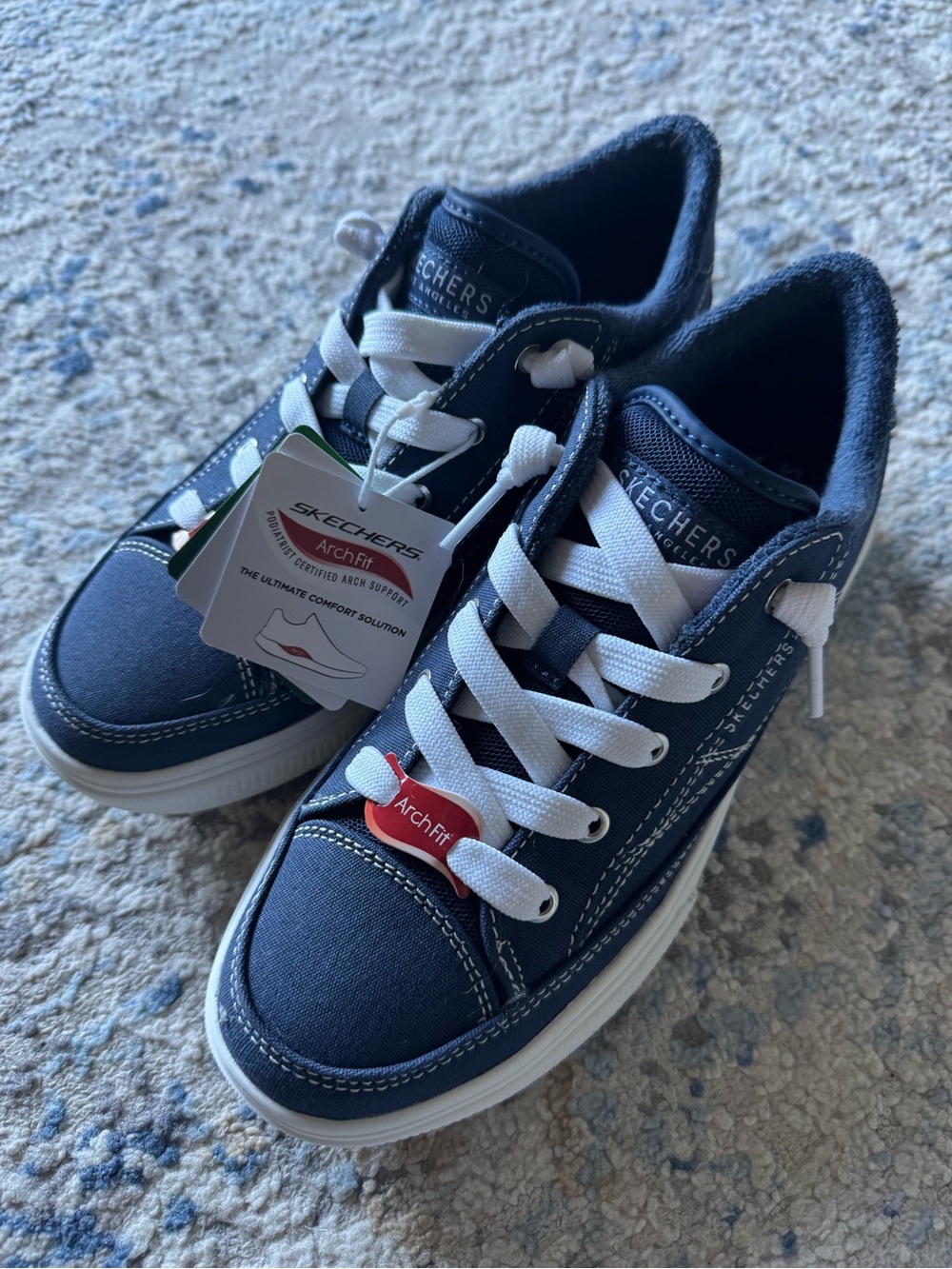 Women's Arch Fit Arcade Arcata Canvas Sneaker, NWT!! - Picture 8 of 11